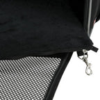 Detail Trixie Trekking-Hunderucksack: Netzeinsatz und Sicherungshaken im Inneren